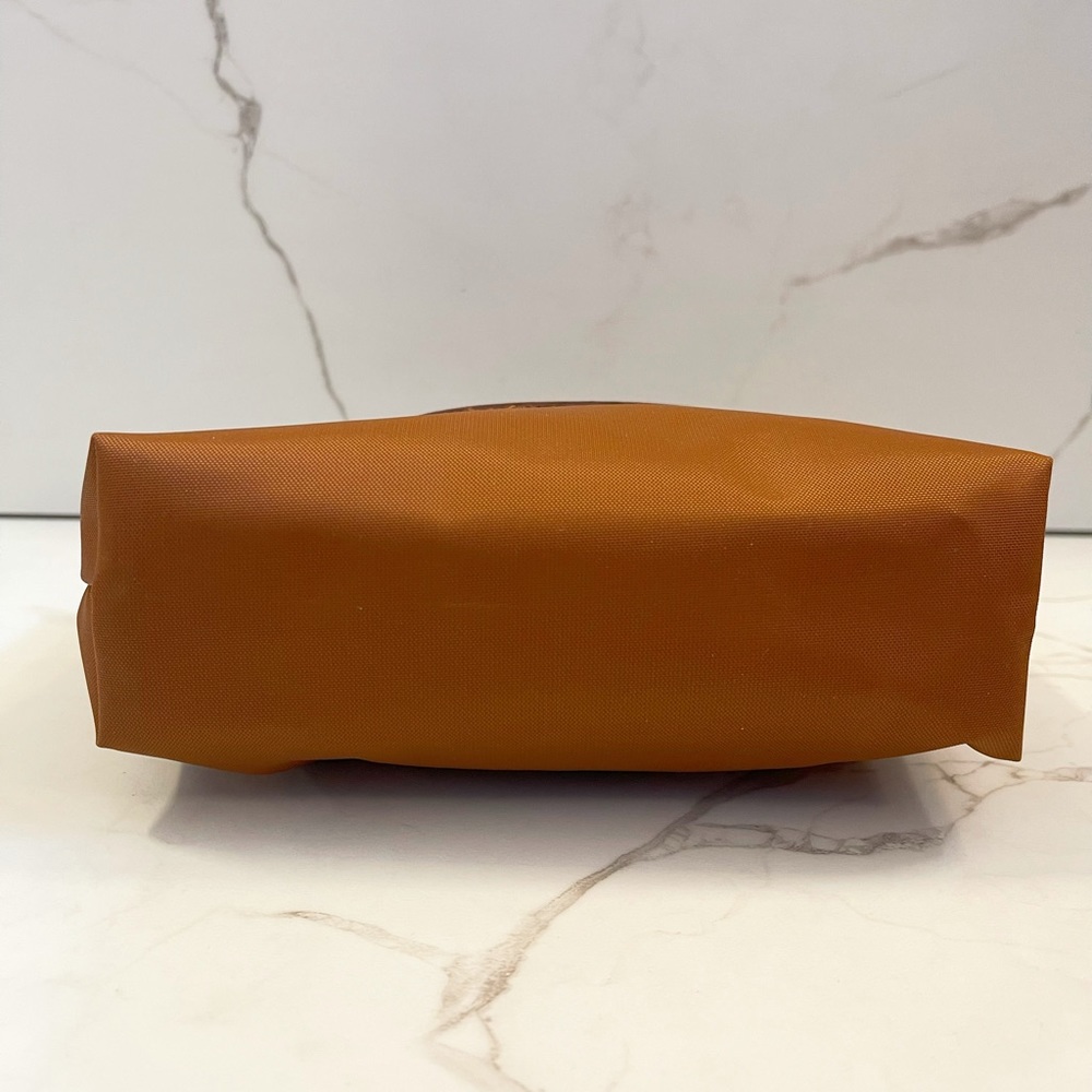 LONGCHAMP Le Pliage Pouch with Handle With Crossbody Strap - Picture 9 of 16